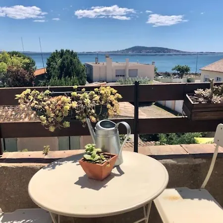 Διαμέρισμα Mediterranean House In Historic South France *